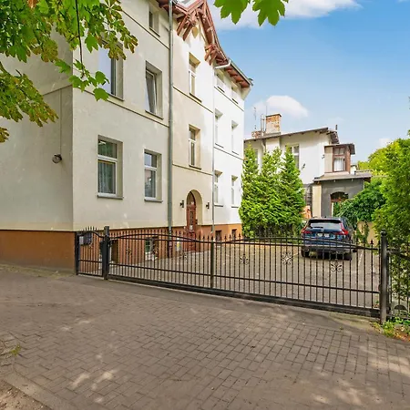 Parkowa 33a2- Przy Plaży Z Parkingiem By Lion Apartament